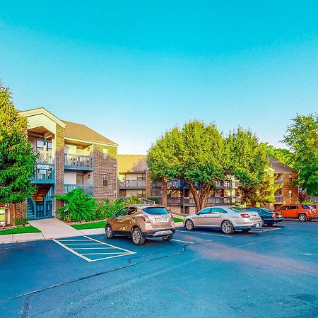 Lofty Retreat & Paradise Pointe Брэнсон Экстерьер фото