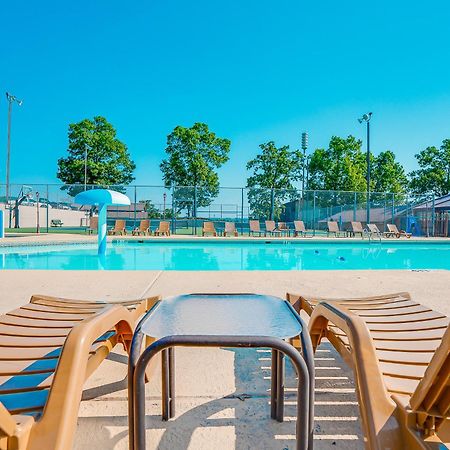 Lofty Retreat & Paradise Pointe Брэнсон Экстерьер фото
