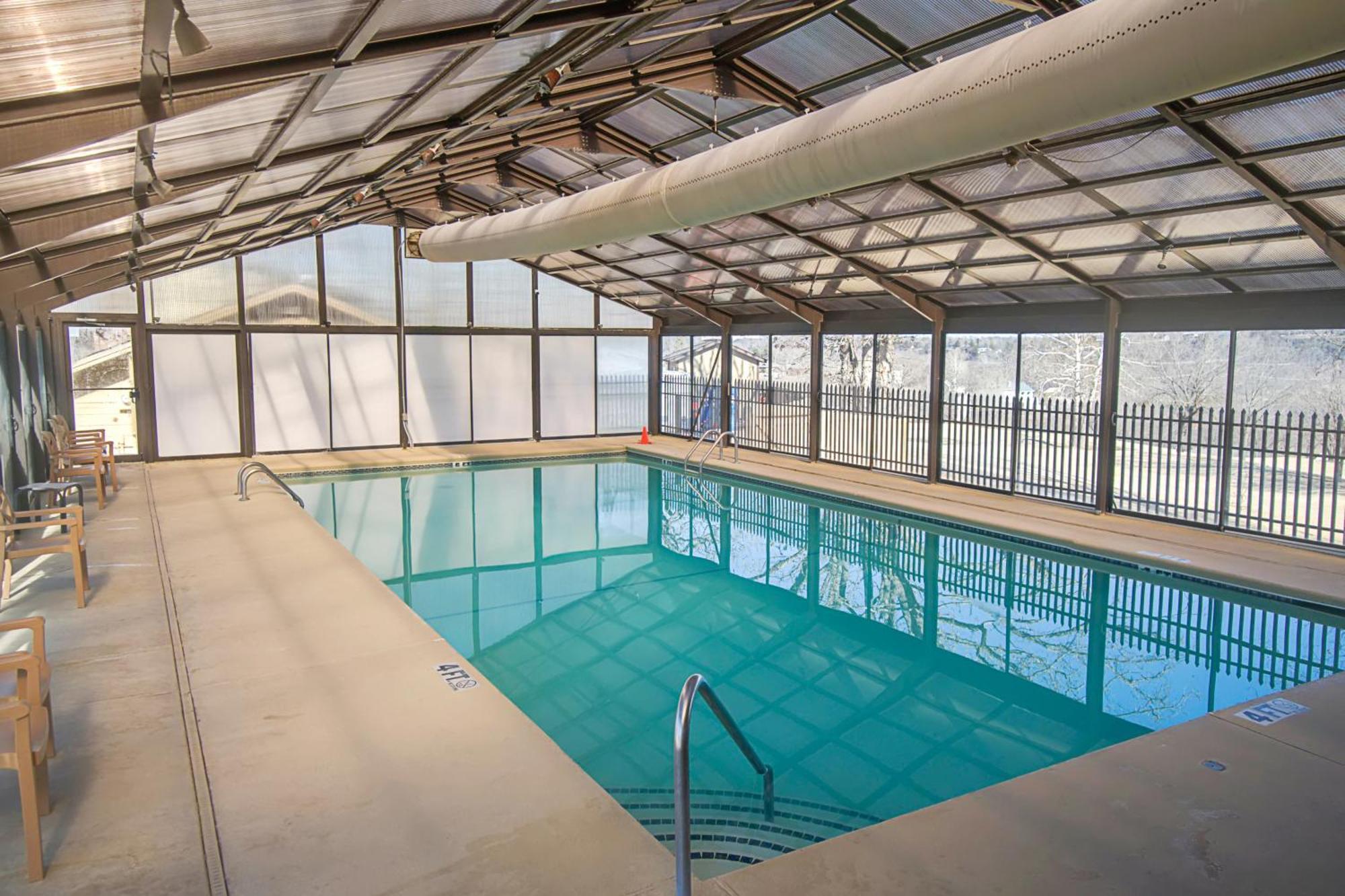 Lofty Retreat & Paradise Pointe Брэнсон Номер фото