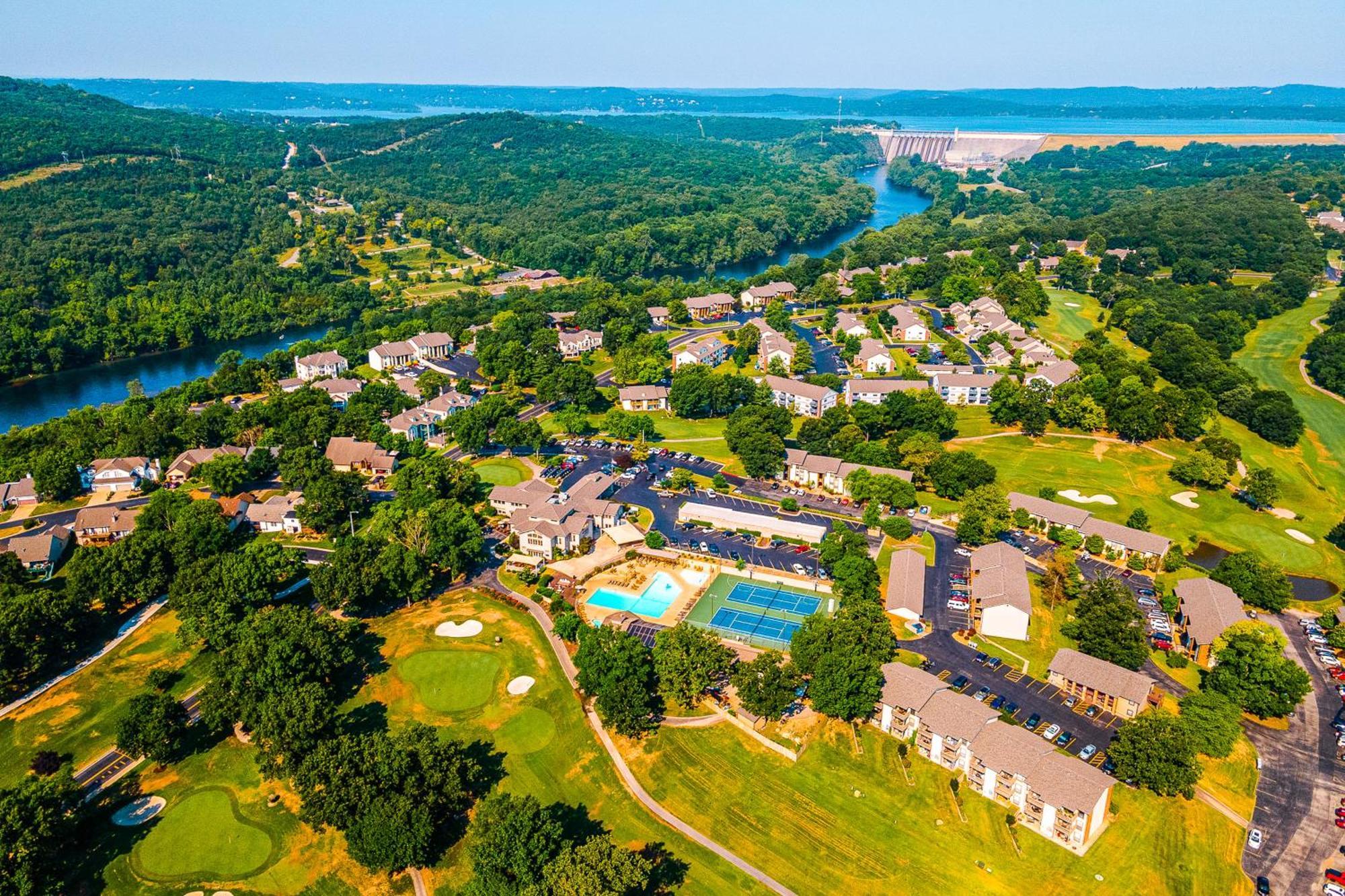 Lofty Retreat & Paradise Pointe Брэнсон Номер фото